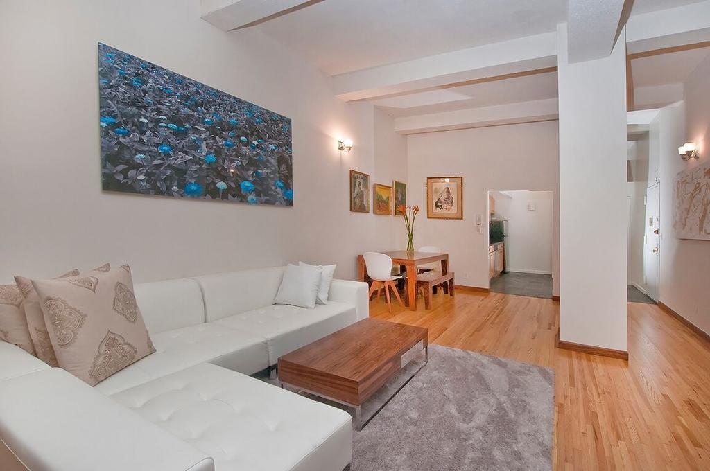 Luxury Apartments Next To Times Square Ню Йорк Стая снимка