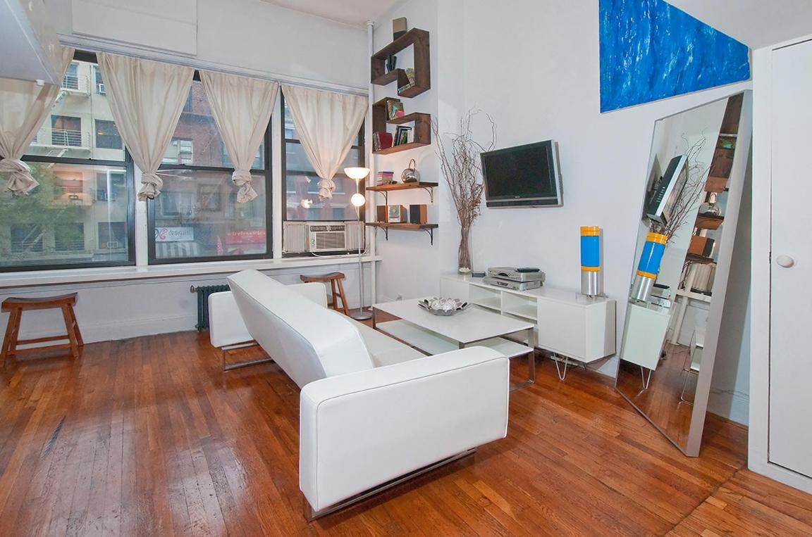 Luxury Apartments Next To Times Square Ню Йорк Екстериор снимка