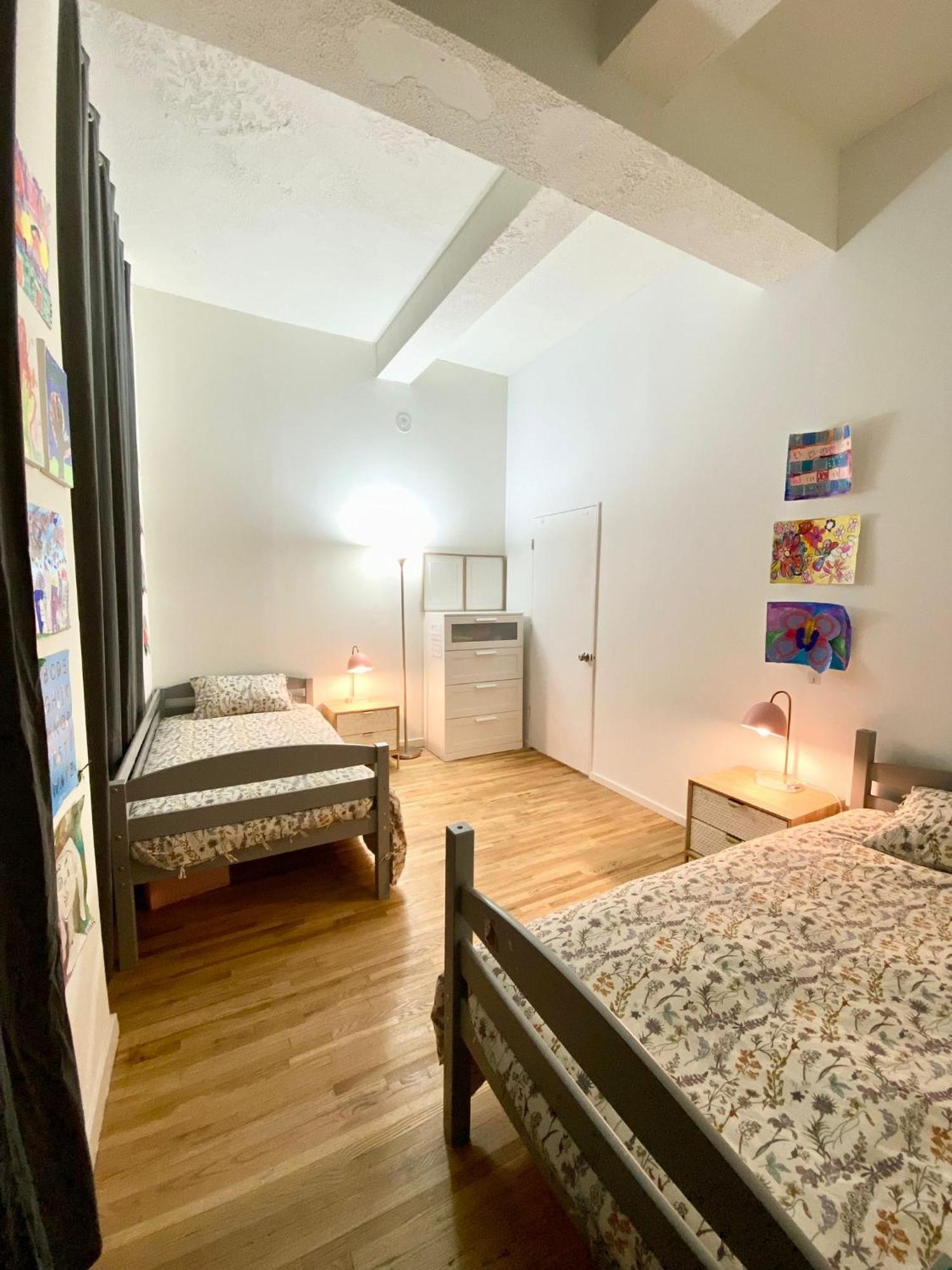 Luxury Apartments Next To Times Square Ню Йорк Екстериор снимка