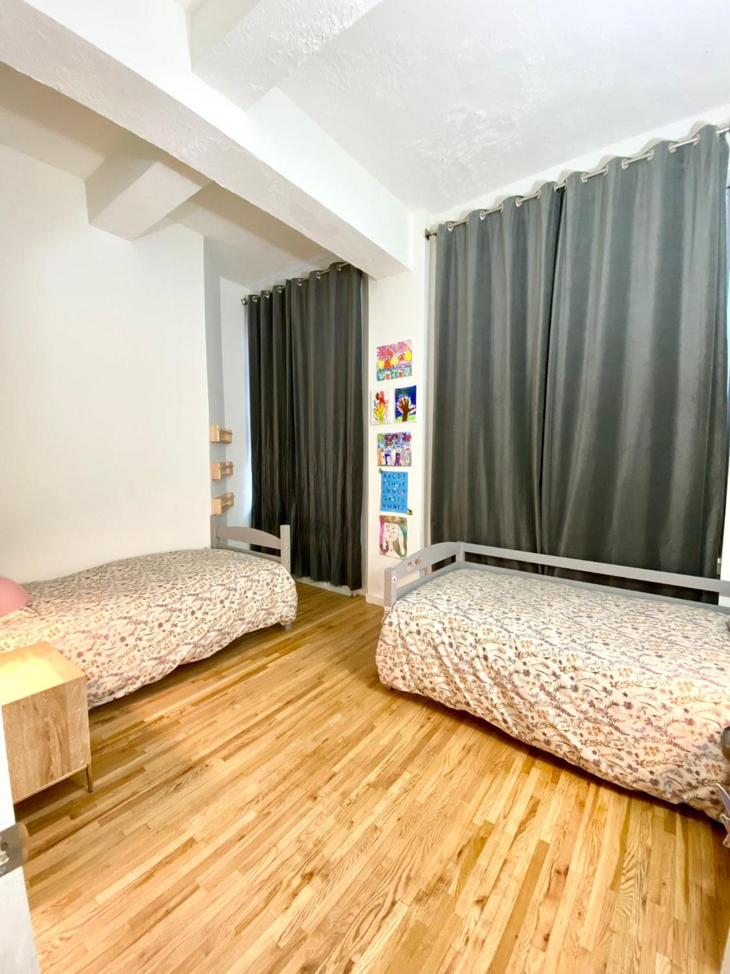 Luxury Apartments Next To Times Square Ню Йорк Екстериор снимка